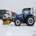 New Holland T6.145 w. Metal Pless snow plow