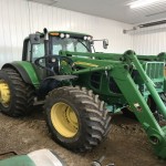 JD 7330 Premium tractor