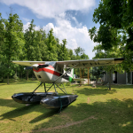 1954 Cessna 180 on floats. GREAT FOR THE COTTAGE!