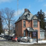 Century building in great location in Barrie – Bayfield Street!