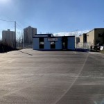Auto sales building with offices, mechanic bays & clean up shop