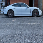 Porsche Taycan 4s AWD 2021 performance pack, body kit 3m white