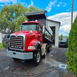 2010 CAMION MACK GRANITE DOMPEUR