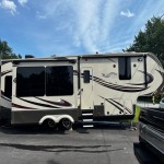 2016 FIFTH WHEEL GRAND DESIGN